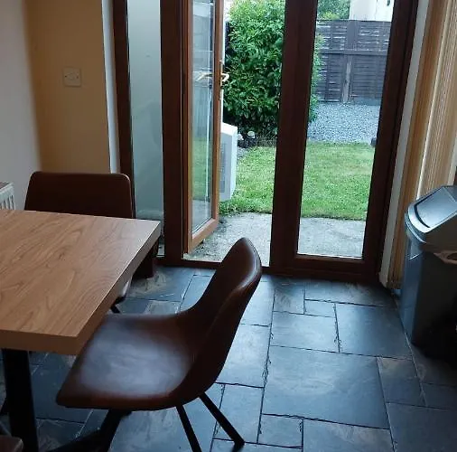 Cosy 2 Bed House * 朗福德